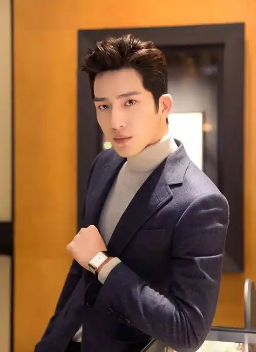 人间贵公子井柏然的豪宅,工业风价值3000万,18线明星赚钱真容易_生活_