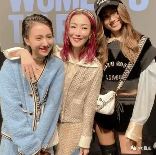 3位tvb星二代比美任达华女儿高挑出众柏安妮爱女甜美可人林恺铃太像