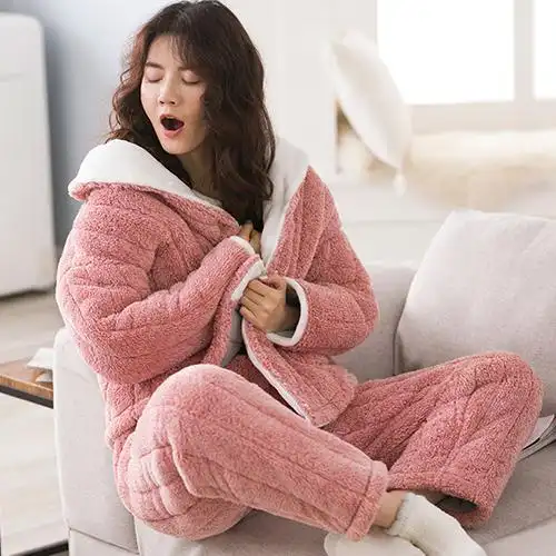 居家睡衣在家也能美成小仙女