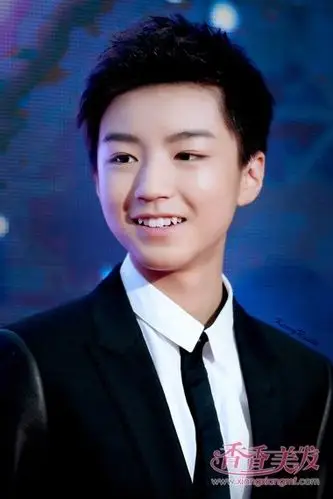 tfboys组合中王俊凯短发打造 少女心中的偶像发型展览(3)