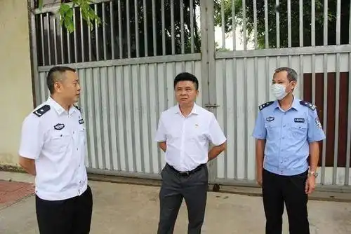 乐东黎族自治县委副书记县长黄文聪一行调研公安工作