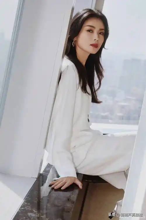 刘涛最新照片曝光,这是吃了防腐剂还是打了"新科技"_保养_女明星_状态