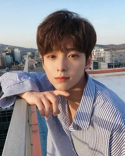 00后小年轻发型