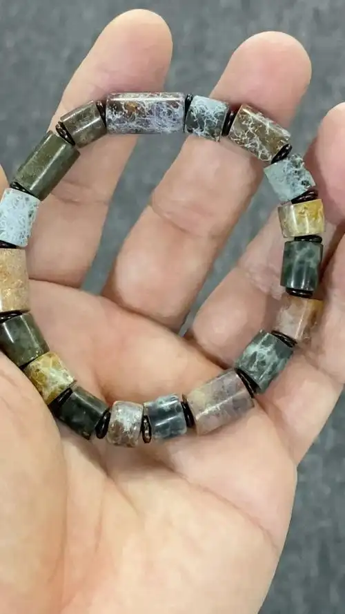 红河流域骆越文化玉管手串