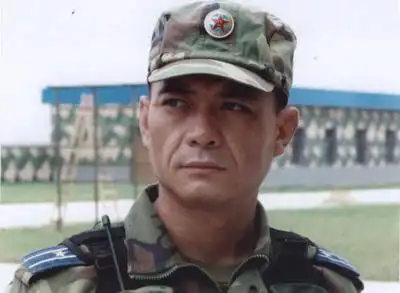 资料图片:王新军帅气剧照写真--帅气迷彩