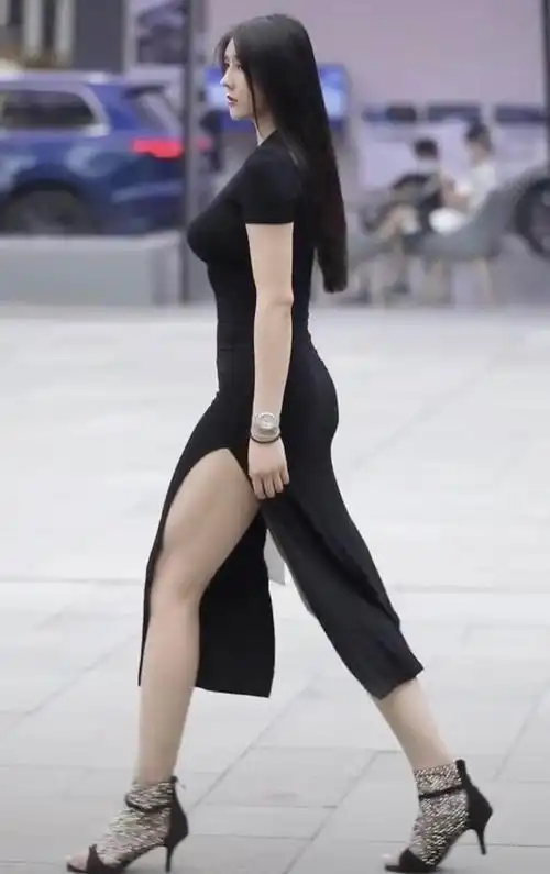 178的刘太阳中国美臀界的新一代扛把子5个动作练就同款翘臀