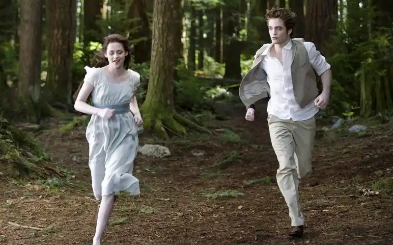 暮光之城 第二辑-影视壁纸-高清影视图片-第9图-娟娟壁纸