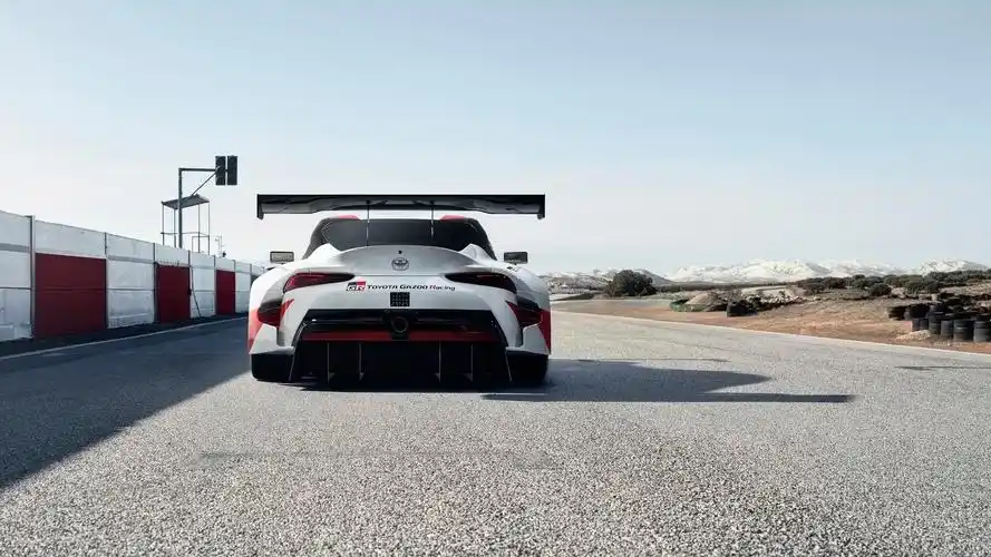 丰田牛魔王超跑帅气图片桌面壁纸