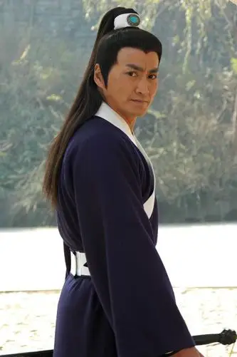 何家劲再次饰演展昭.