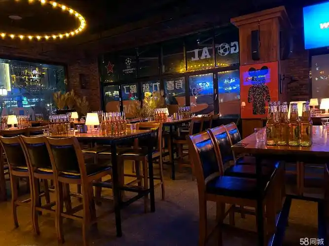 【8图】经营中酒吧转让,接手即可经营,客源稳定,西双版纳景洪龙舟广场