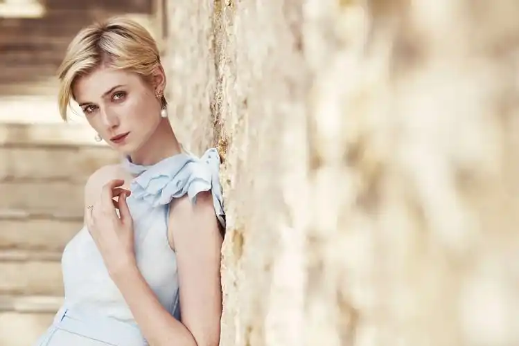 澳大利亚女演员elizabethdebicki4k8k2560x1920分辨率查看