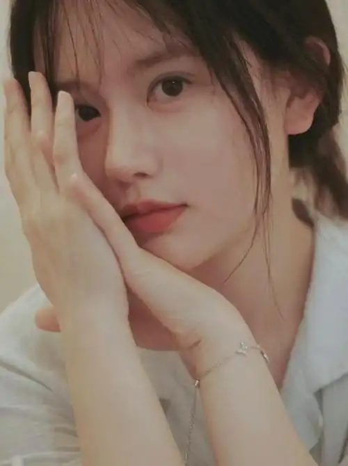 初代网红南笙结婚,曾靠一组清纯照让很多八九零后宅男为之疯狂