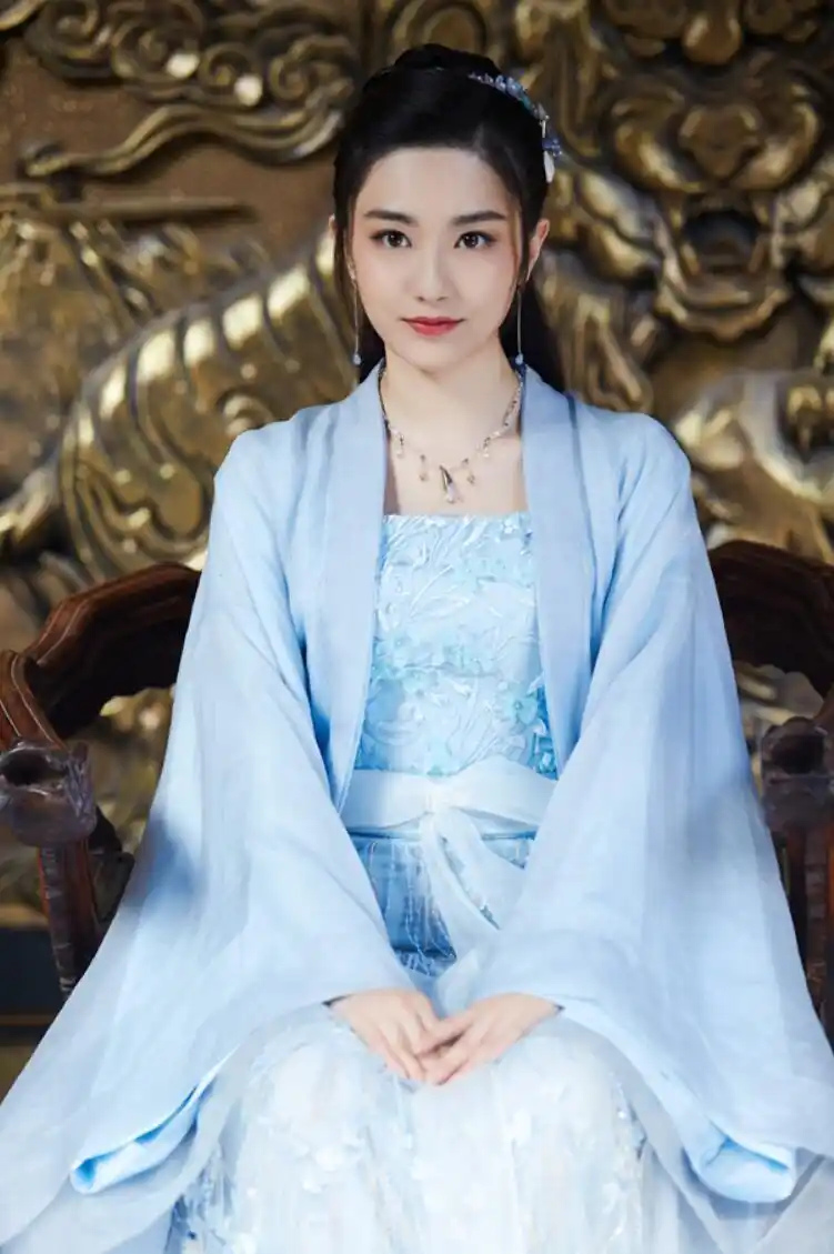 《拜见宫主大人2》开播 孙雪宁升级当辣妈