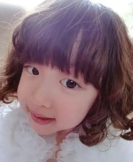 小女宝宝可爱短发发型图片不同风格款式的女童短头发,小女孩短发发型