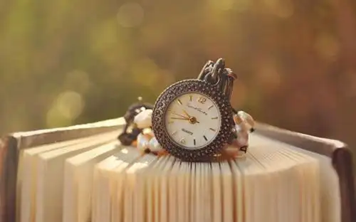 时光钟表唯美图片流逝的时光