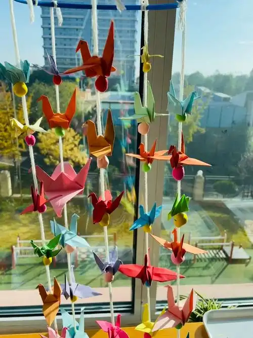 幼儿手工千纸鹤风铃