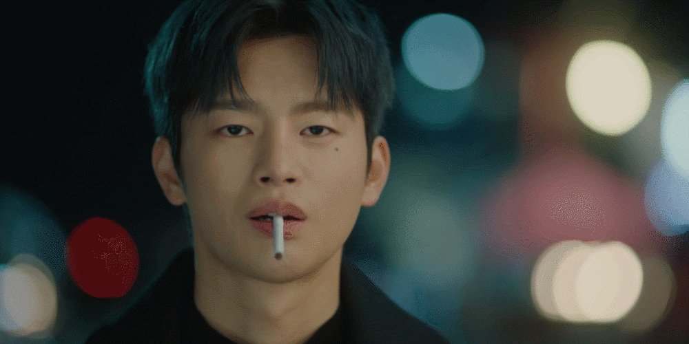 徐仁国叼烟#《某天灭亡走进我家门》徐仁国叼烟性感氛围感拉满,这是