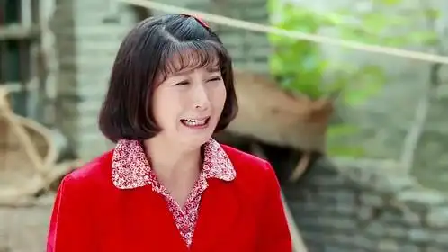 俺娘田小草:小草的爹还在怨小草,小草反驳,他爹不说话了!