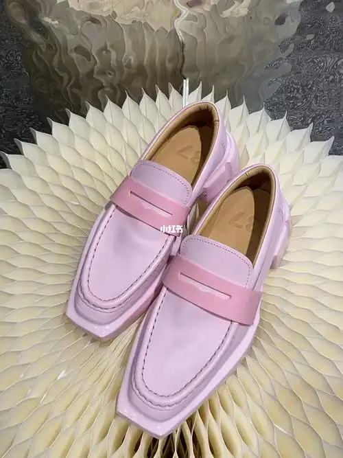 both粉色小皮鞋太乖啦