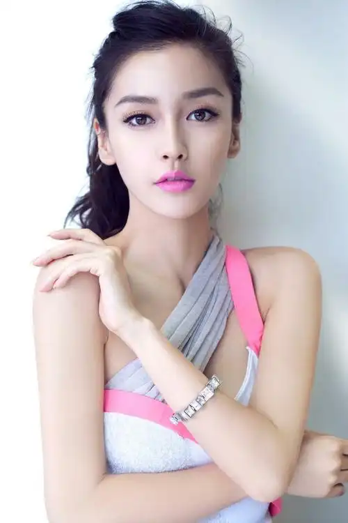 杨颖