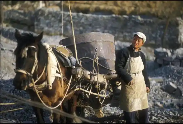 50幅老照片带你体验上世纪70年代的农村艰苦生活