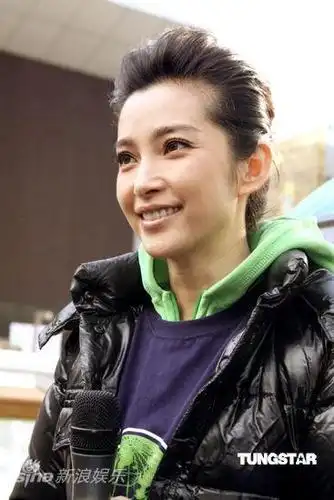 图文李冰冰倡导公益环保李冰冰笑容灿烂