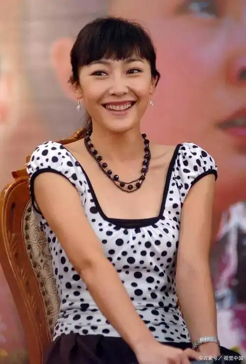 像是黄晓明与杨颖,在孩子出生后就离异了;冯绍峰与赵丽颖在经历了三年