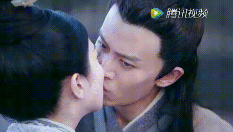 古装剧gif亲吻gif爱情gif甜蜜gif