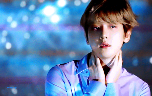 边伯贤 baekhyun 【动图】2019 season greeting 【hyuneezipbh】