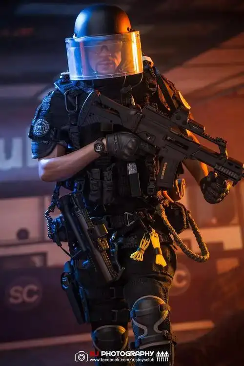 法国特警黑豹raid反恐突击队巴黎蛰伏的法兰西黑豹