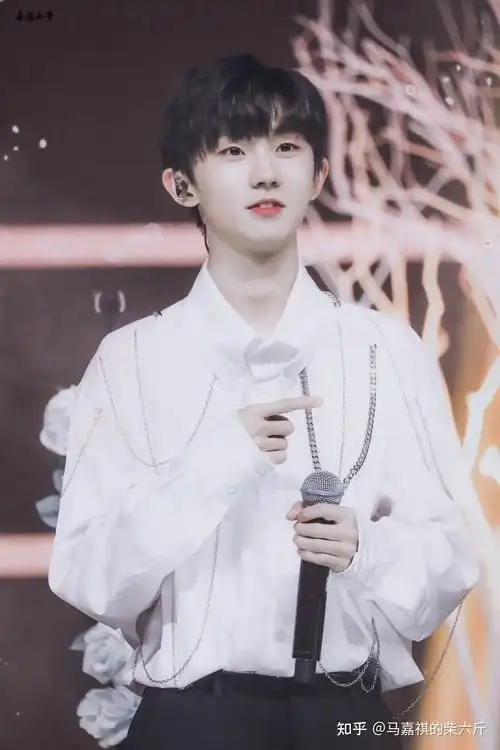 说马嘉祺丑的进来看看,都不知道你们是什么心理,专拿别人丑图? - 知乎