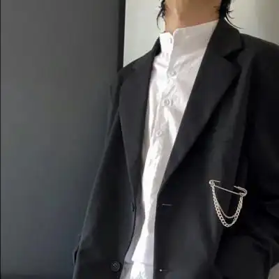 成熟稳重高端头像男