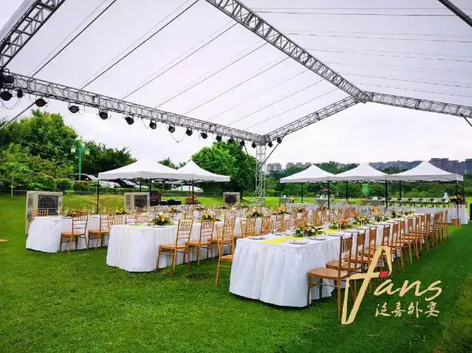户外草坪婚礼自助餐喜宴婚宴上门服务