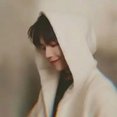 男生头像阳光帅气侧脸 久溺深海心会凉