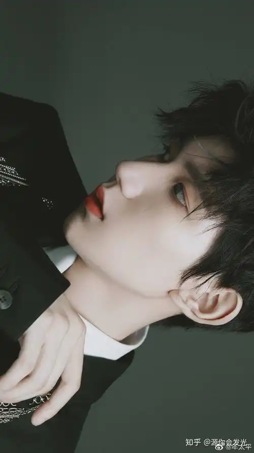 王源有哪些好看的神仙图? - 知乎