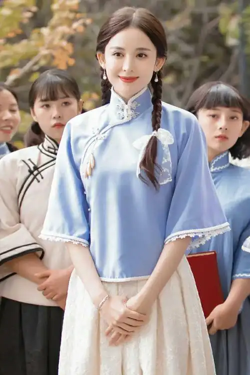 其实我们的民国风小裙子真的很不错