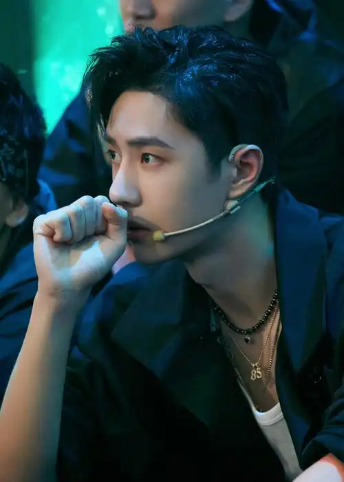 王一博这就是街舞3造型