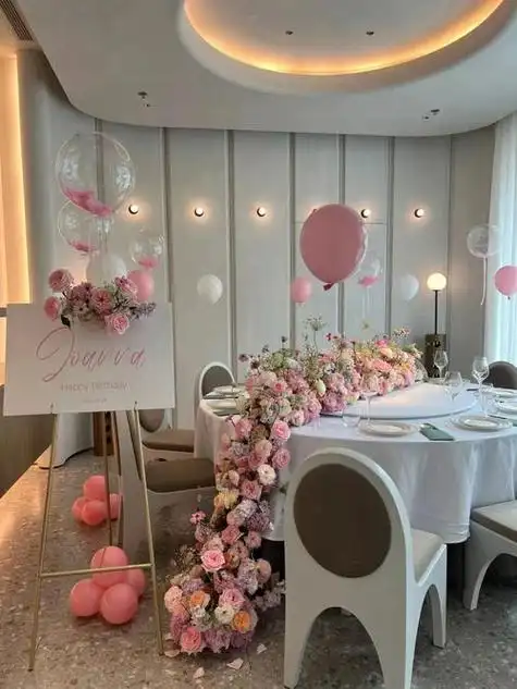 如何布置浪漫生日房间?