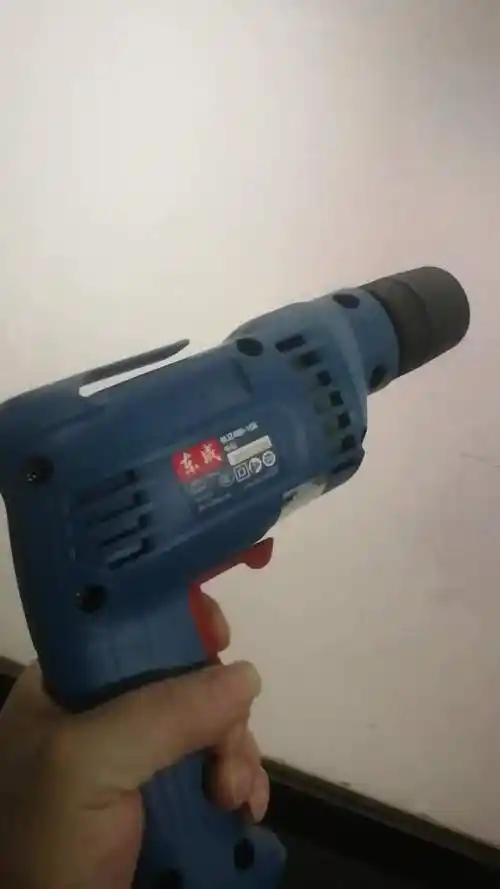 东成 手电钻家用电钻东城手枪钻东成电动工具 400-10k自锁夹头【图片