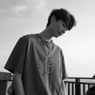 黑白头像深情男生霸气冷酷图片