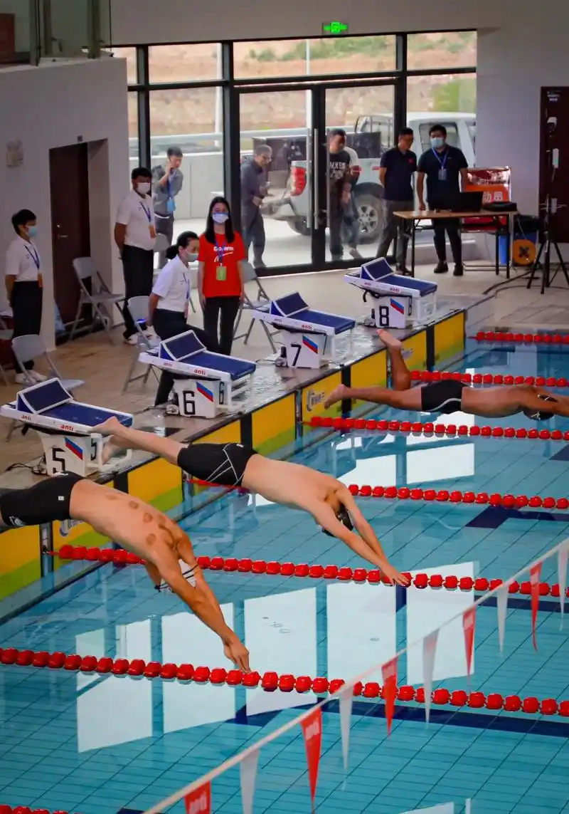 大运会.摄影师兼运动员#游泳 #大运会 #185大帅哥 #理 - 抖音