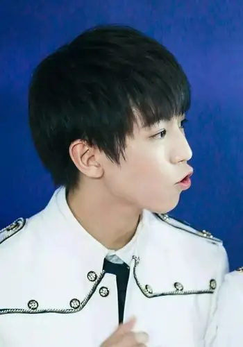 从开始到未来只为王俊凯嘟嘟嘴 亲一口