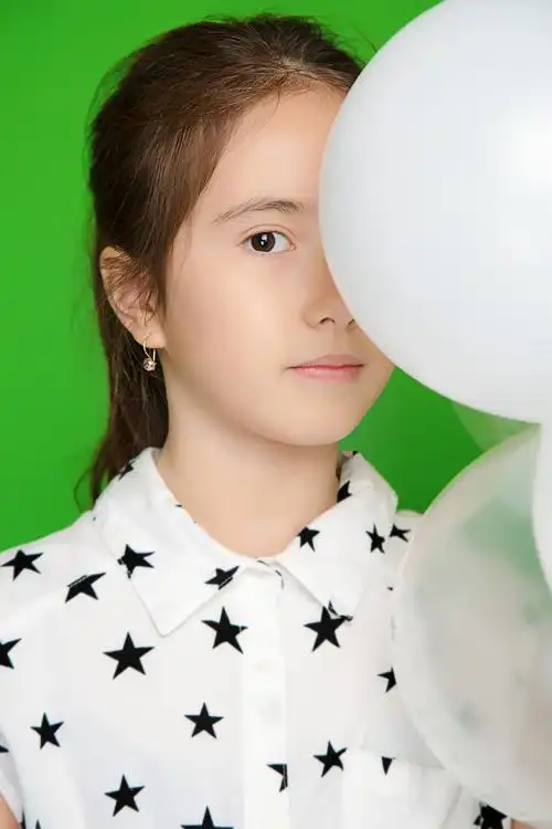 混血女神emma最新棚拍照清新出炉