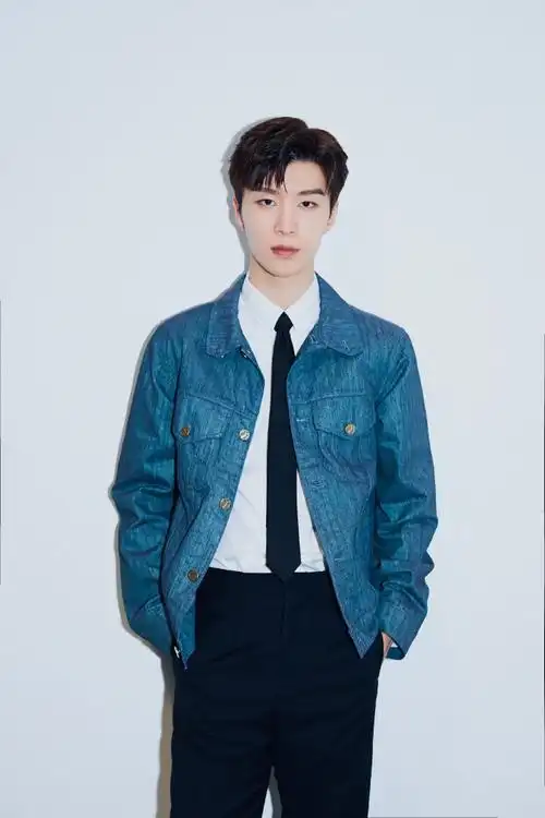 范丞丞[超话]##范丞丞加入星辰大海青年演员计划##金鸡奖闭幕式