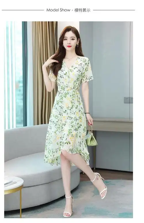 碎花连衣裙女春夏2024年新款大码女装夏装v领气质高端洋气中长群 - 17