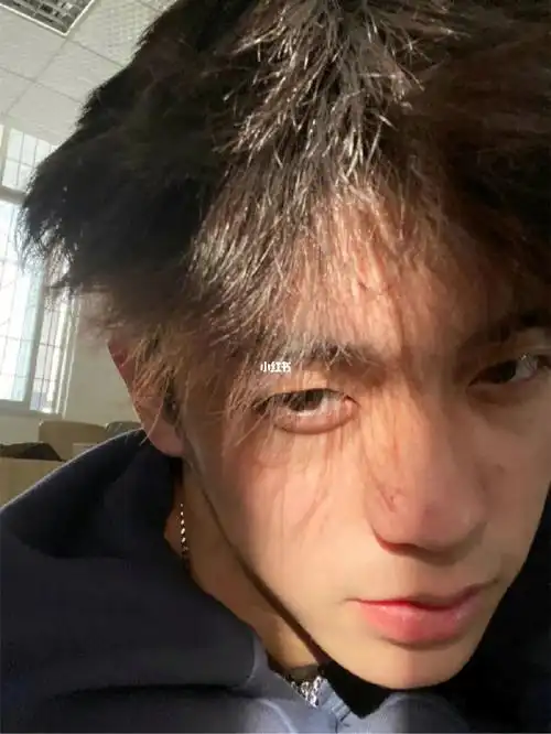 余庆伟的那些靓照#余庆伟  #人鱼线的pdd  #不是老95  #人鱼线余庆