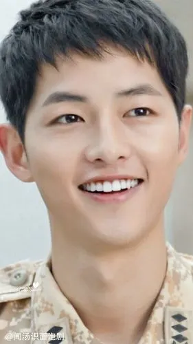 宋仲基的图片高清,最好多一点.好的话采纳