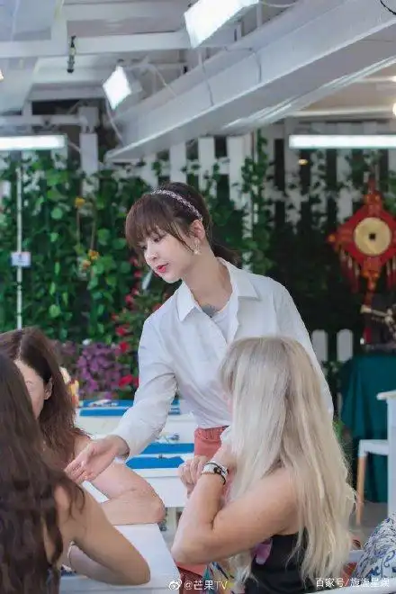 杨紫忽悠棣棣入职中餐厅,秦海璐"说谎不打磕巴的?