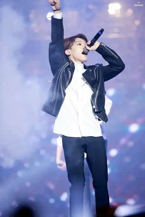 金钟大裴勇俊,1972年8月29日.