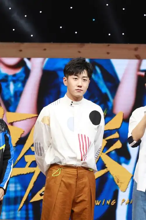 姜冠南《少年派》二轮开播 熊孩子江天昊再度来袭|少